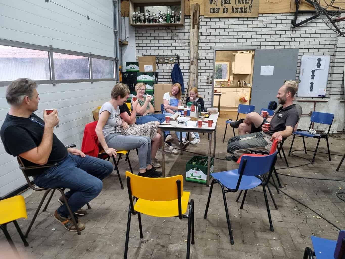 Bloemenpracht in Rekken Dahlia-corso staat voor de deur