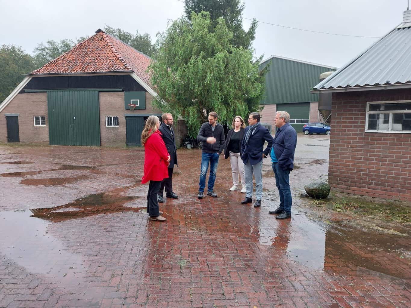 Bezoek van het college aan Melkveebedrijf Goorman in Geesteren