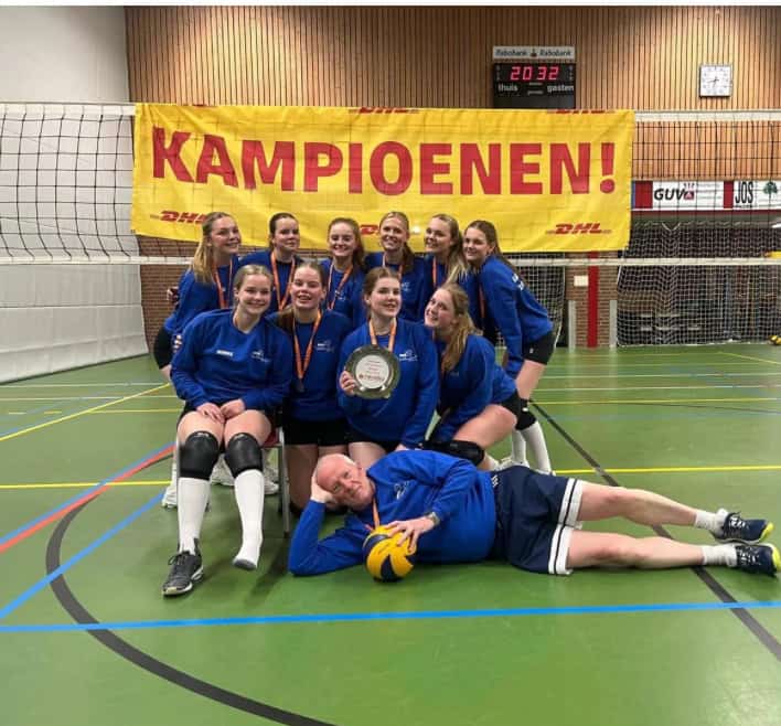 VIOS Beltrum Meiden B-1 met één set verschil kampioen in eerste klasse -