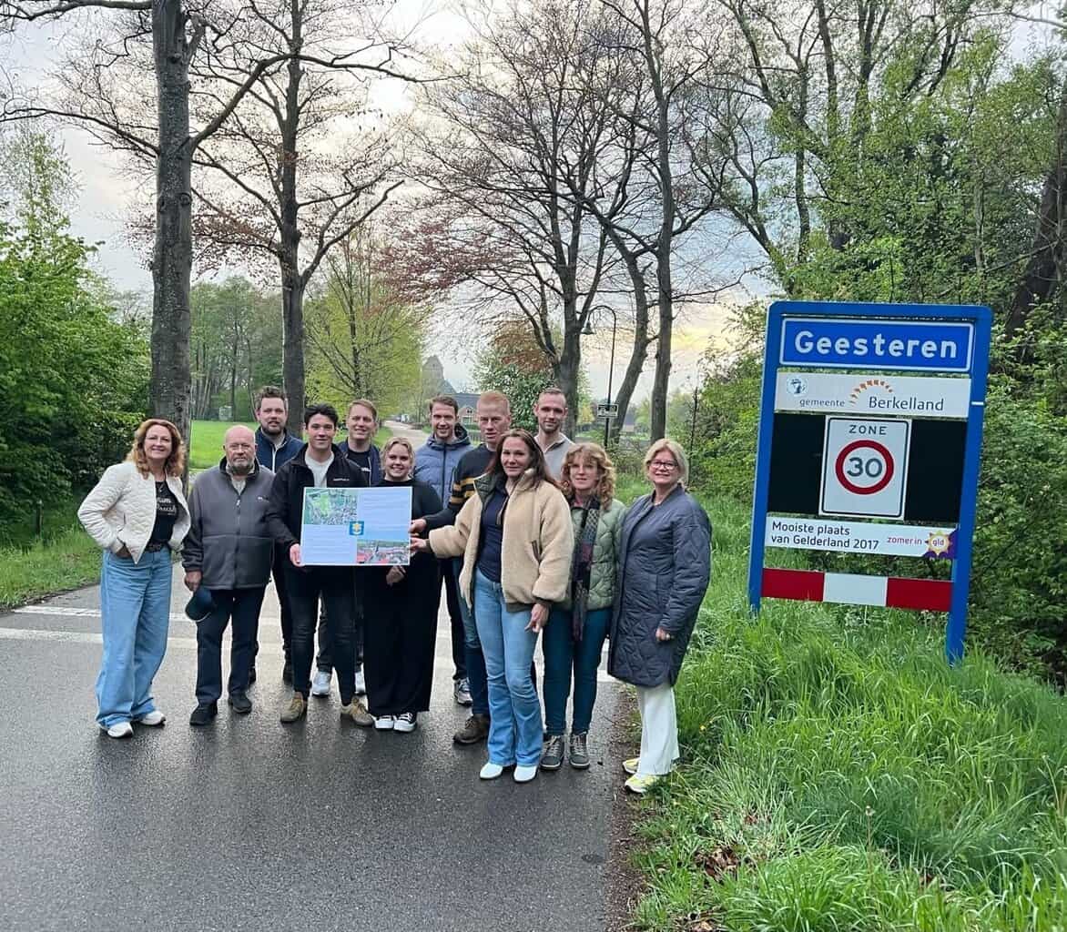 700 handtekeningen voor woningbouw in Geesteren