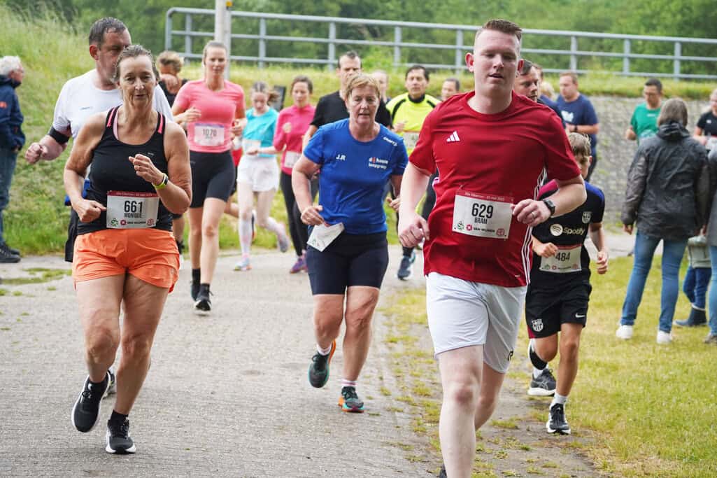 Feestelijke 25e editie van de Eiberrun in Eibergen succesvol verlopen