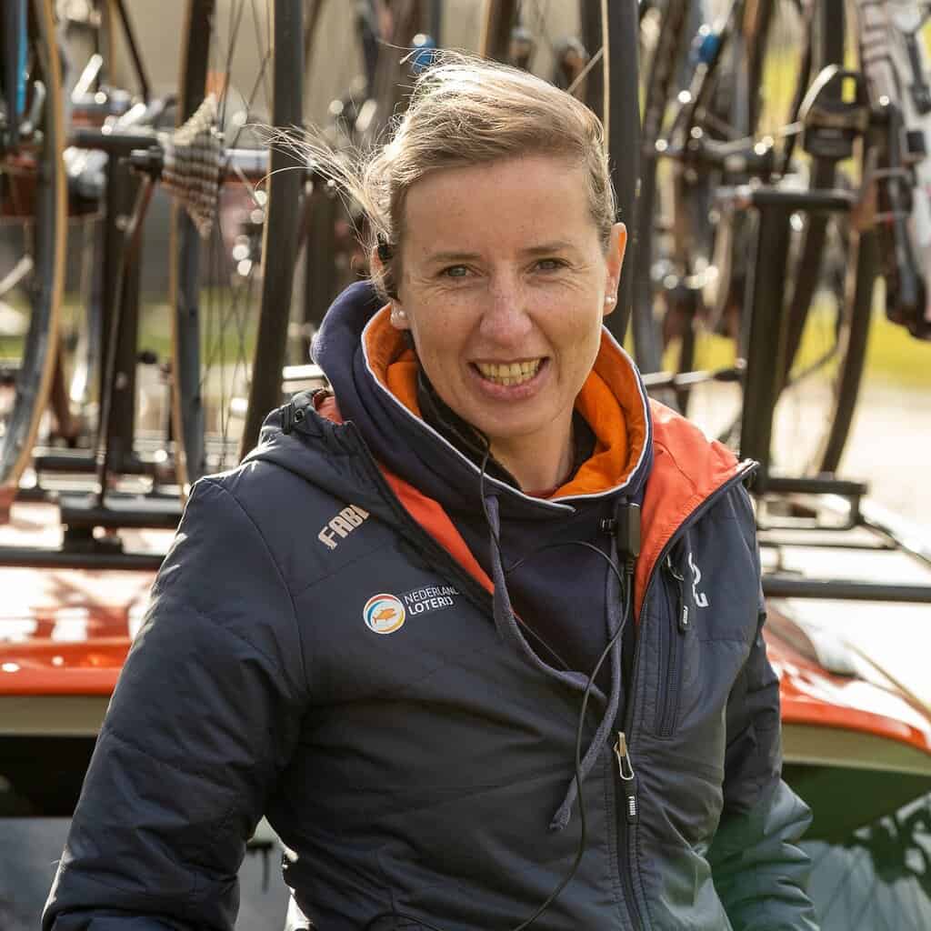Loes Gunnewijk bij Deerns op ’t rad in Eibergen