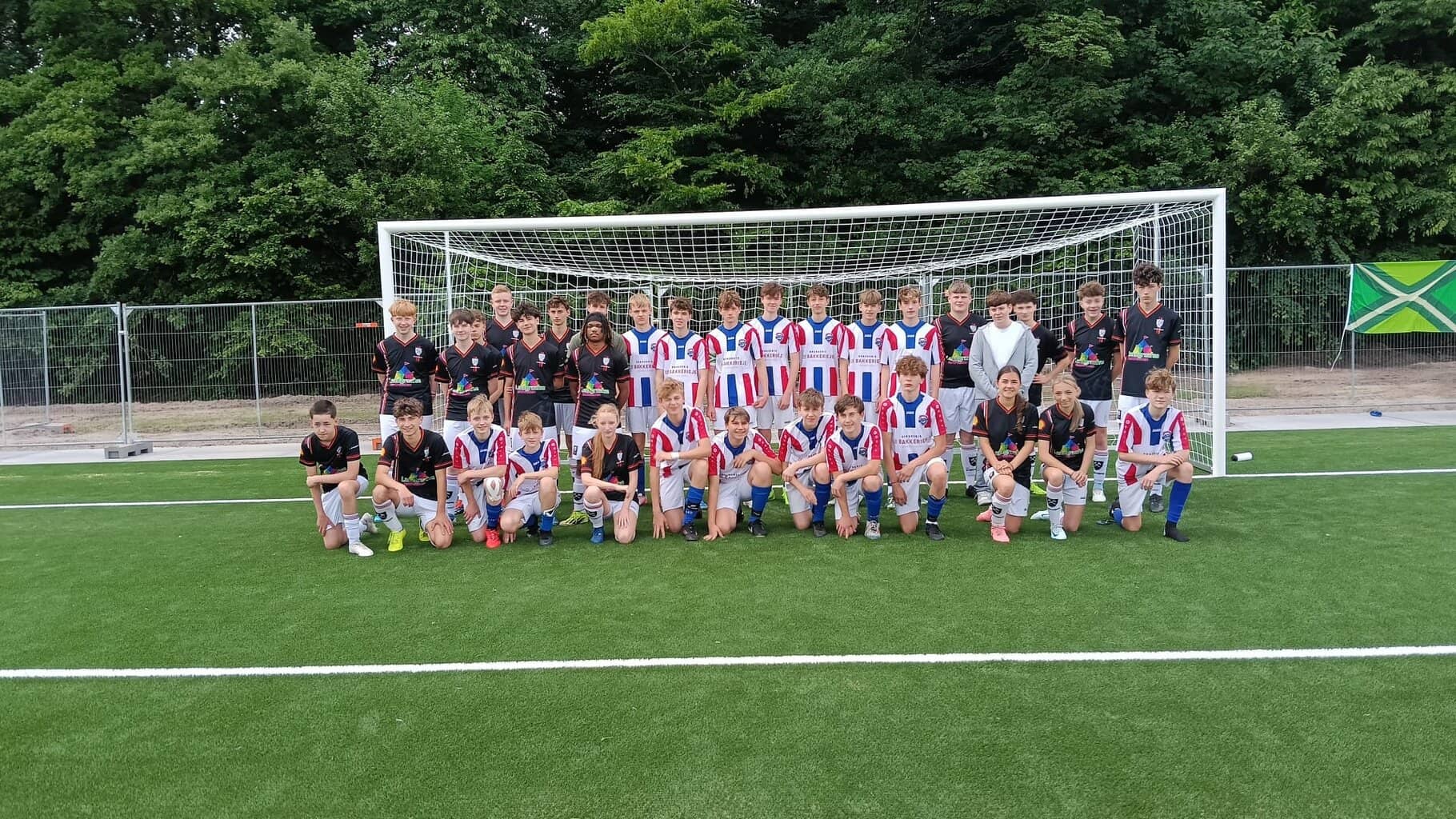 DEO JO15-1 schittert op Strijthagencup in Landgraaf -