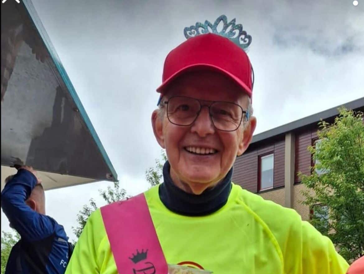 ASV Rietmolen zet trainer Peter Oude Hilbert in het zonnetje tijdens jubileumeditie Eiberrun -