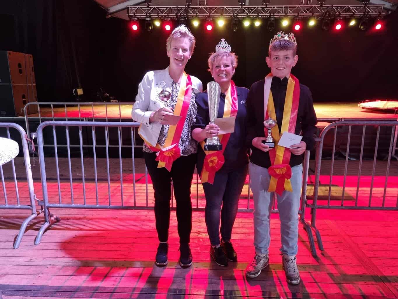 Alie Ziel en Miranda Oonk Koningspaar in Noordijk