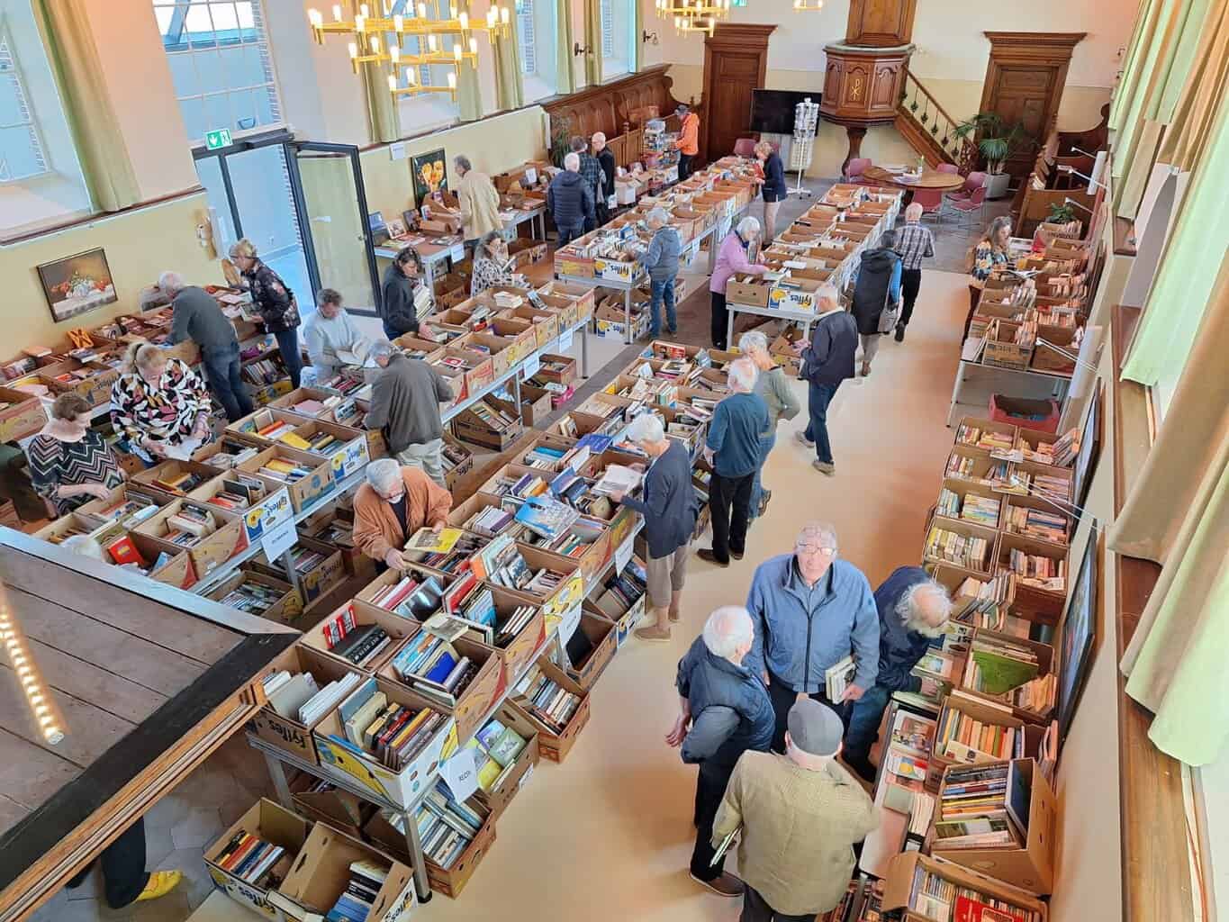 Zomerboekenmarkt in De Antonius Rekken
