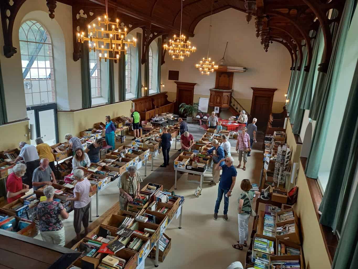 Najaarsboeken- en puzzelmarkt in De Antonius in Rekken