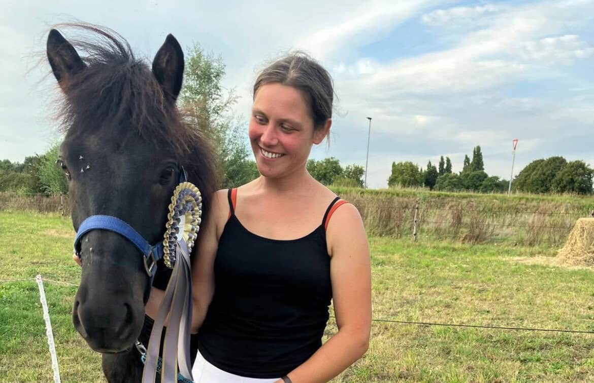 Anne Beekman triomfeert in Raamsdonk met Kónur