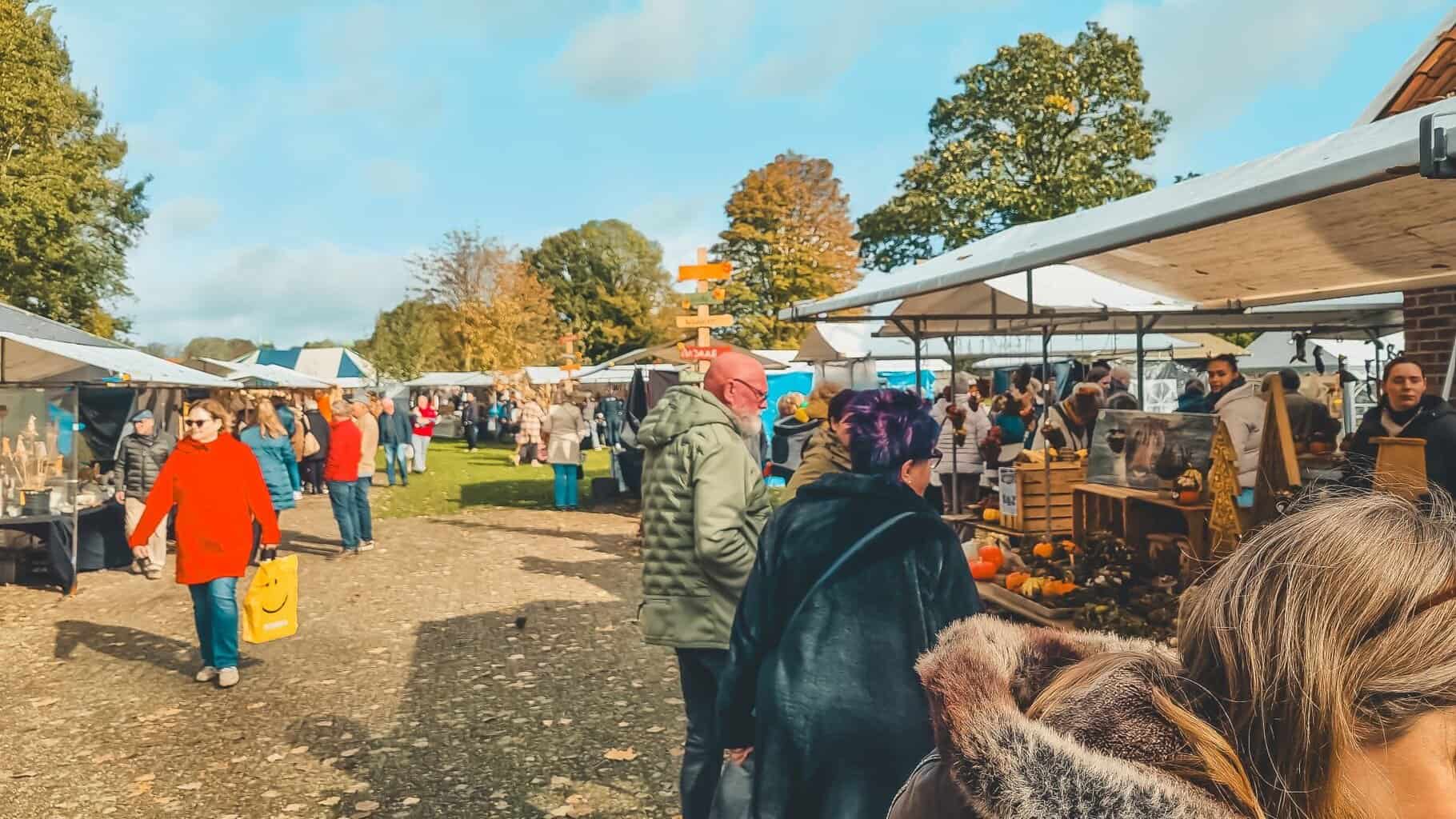 Herfstgezelligheid op de Najaarsmarkt in Eibergen