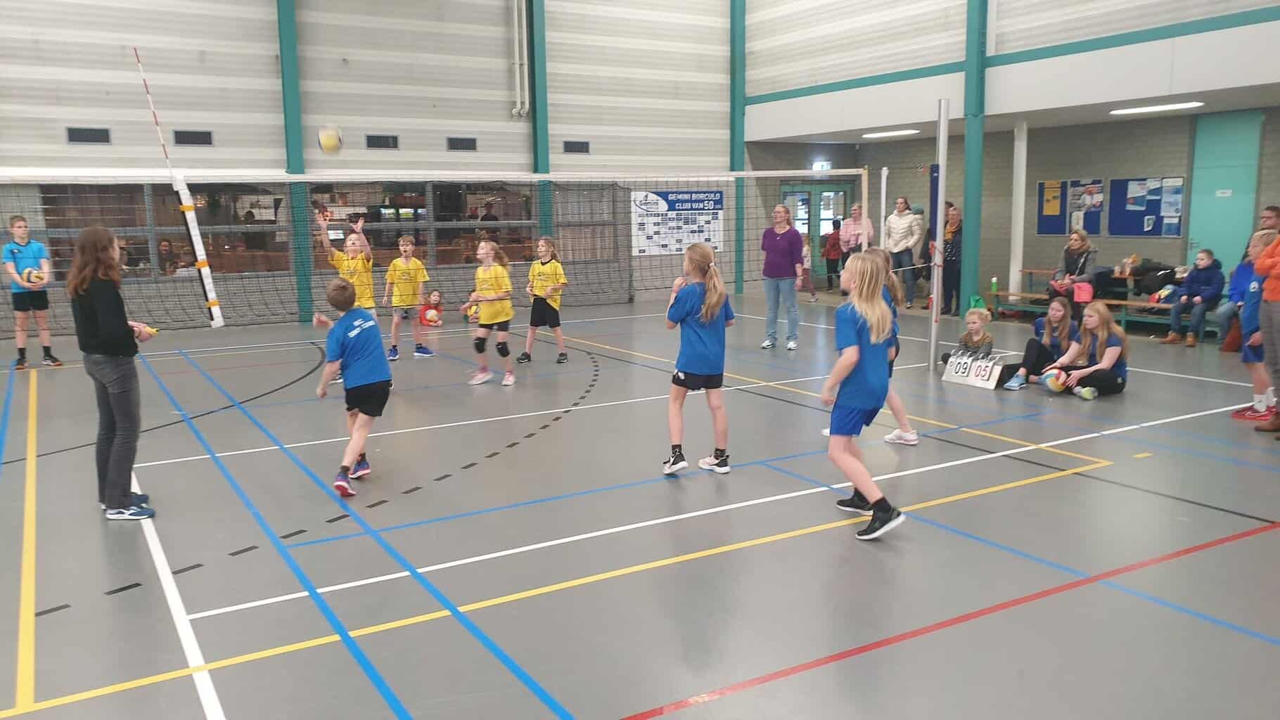 Kerkemeijer Gemini start nieuwe jaar met jeugdvolleybal schoolvolleybaltoernooi