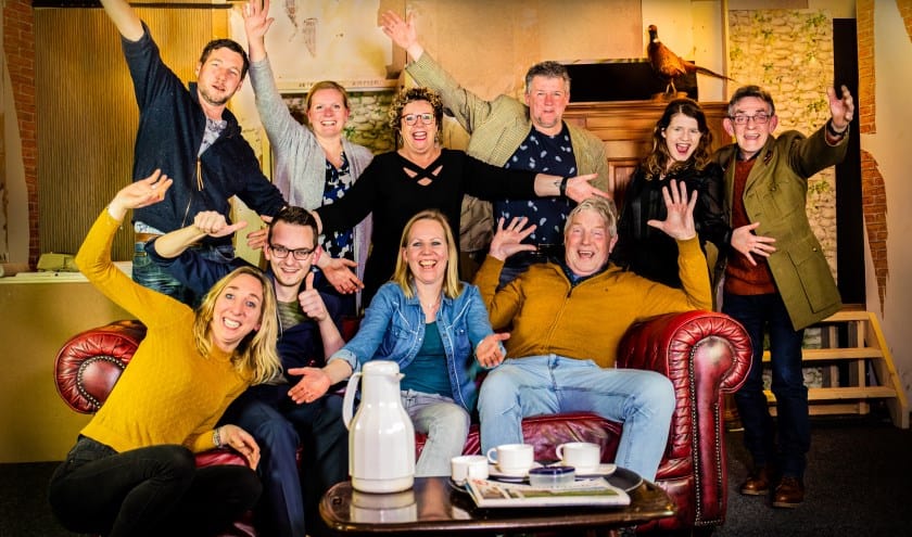 Toneelgroep D.O.E.K. zet komedie “Man overboord” op de planken in Beltrum