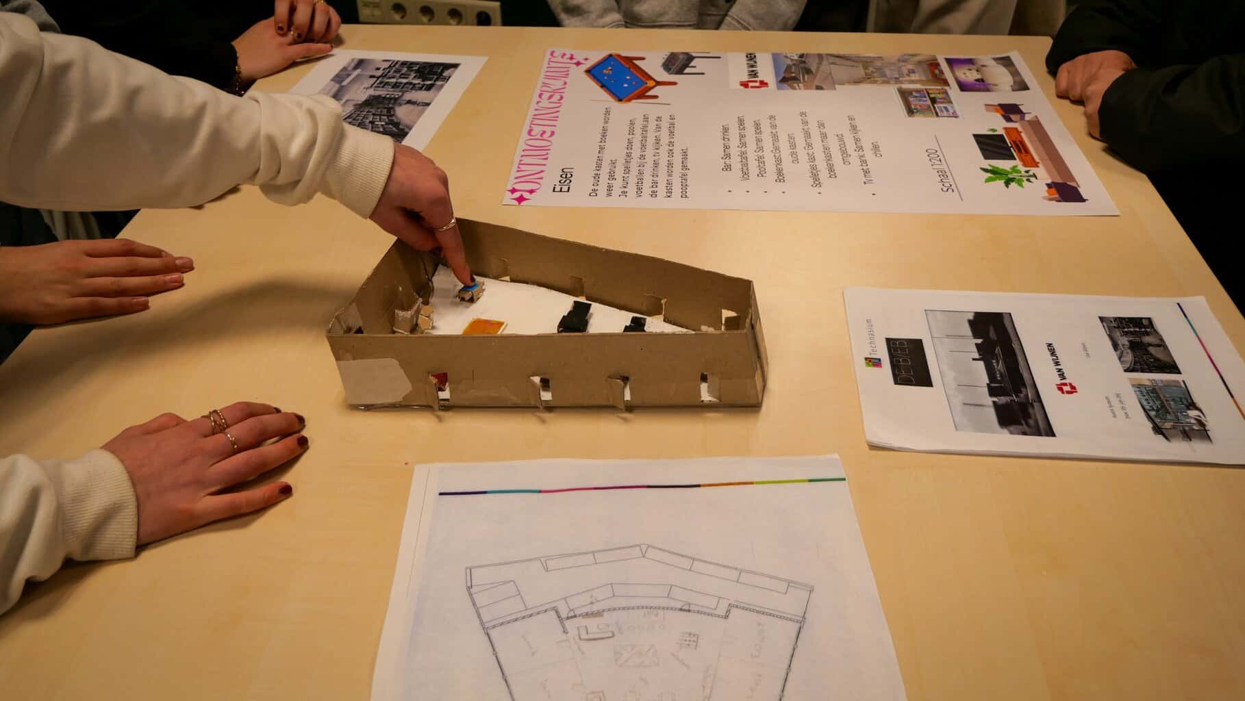 Assink lyceum viert opening Technasium in Eibergen -