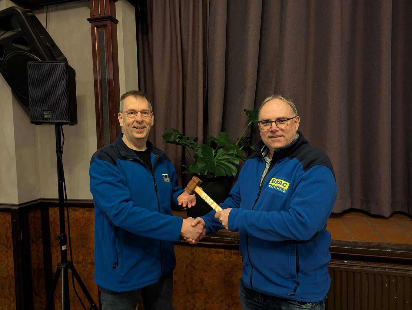 Jan Schutte nieuwe voorzitter BMAC Borculo na 35 jaar afscheid van Dick Daalwijk