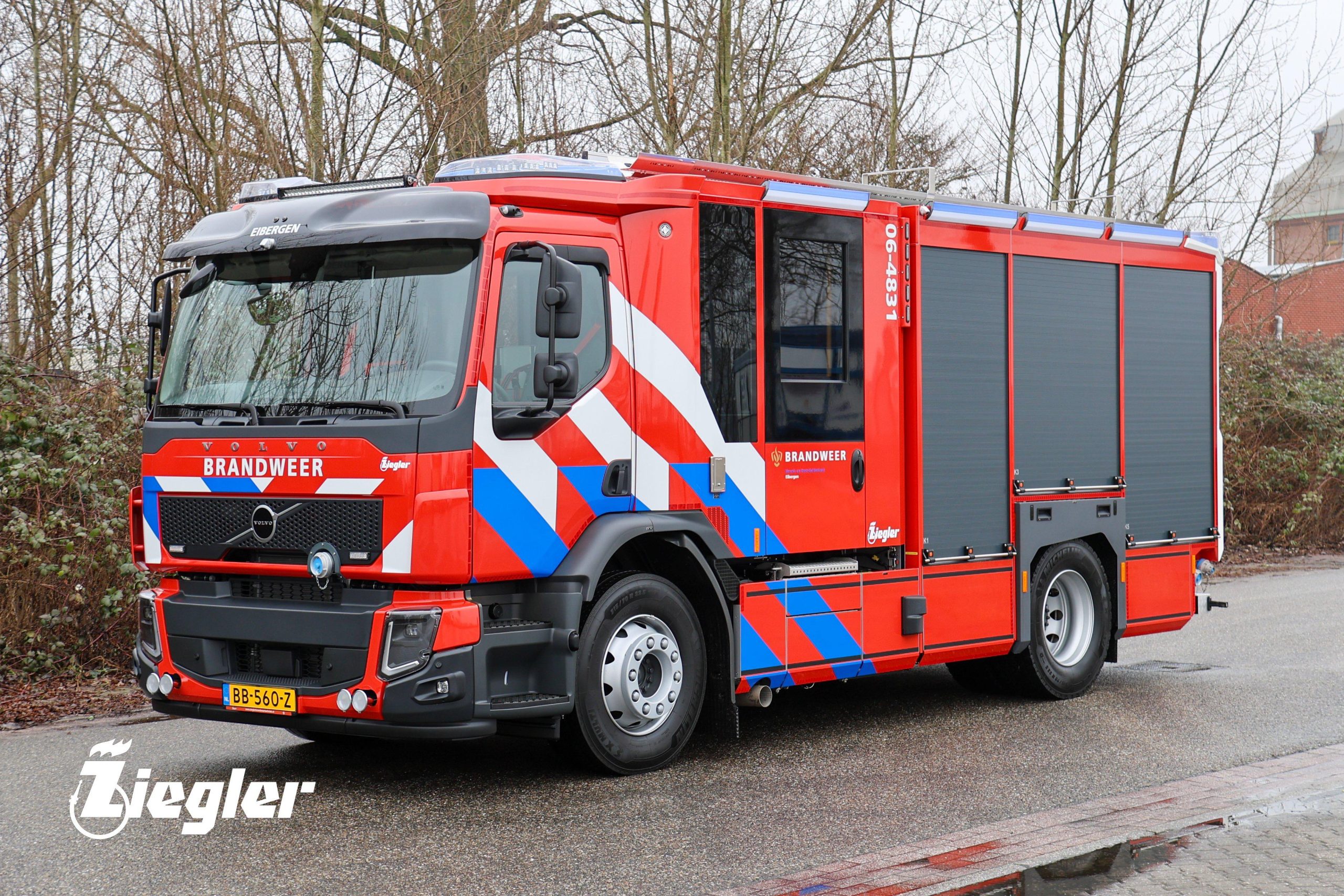Nieuwe tankautospuit voor Brandweer Eibergen officieel afgeleverd -