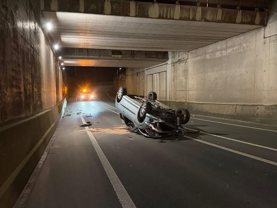 Auto belandt op kop bij ongeval in Ruurlo