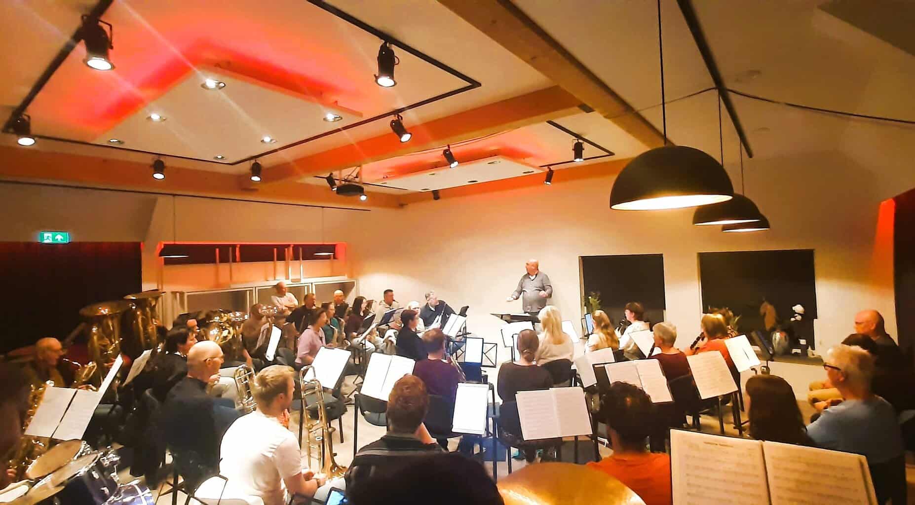 Gezamenlijk lunchconcert muziekverenigingen Amicitia Rietmolen en Excelsior Gelselaar -