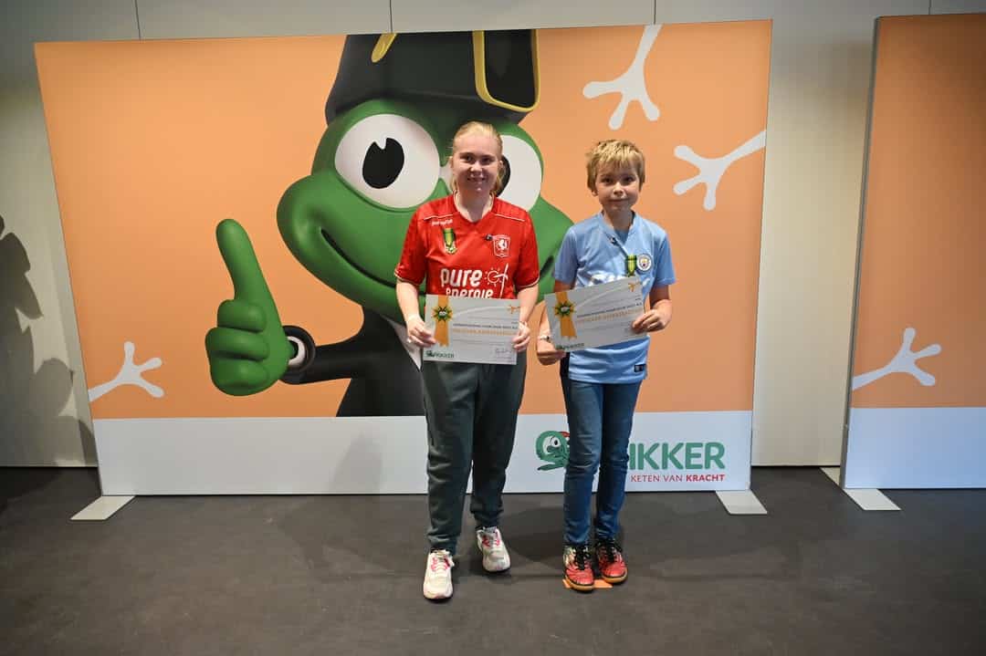 Speciale onderscheiding voor Opkikker ambassadeur Rick uit Neede -