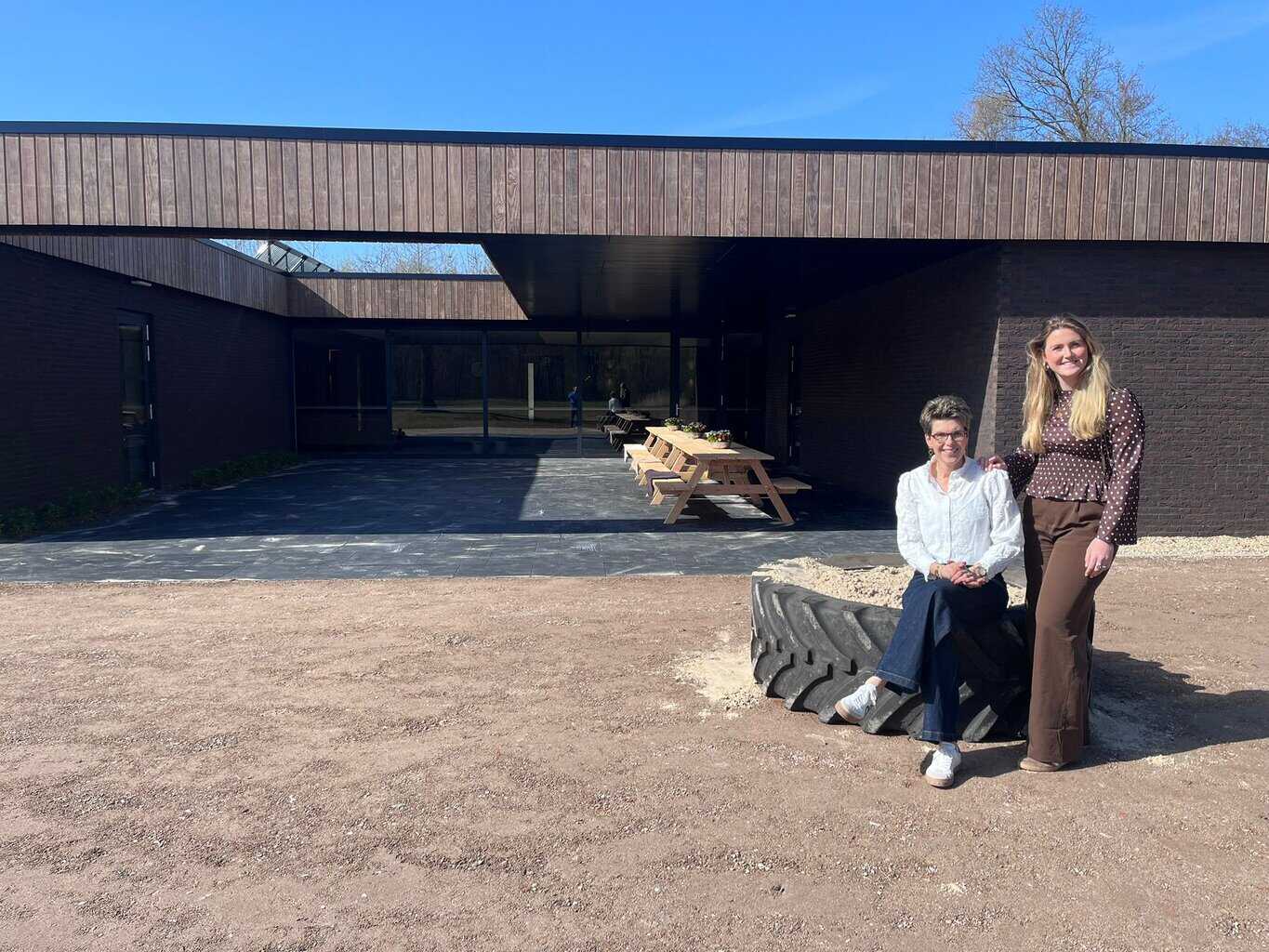 Van varkenshouderij naar succesvolle groepsaccommodaties: familie Bauhuis zet het Vliersche Veld op 