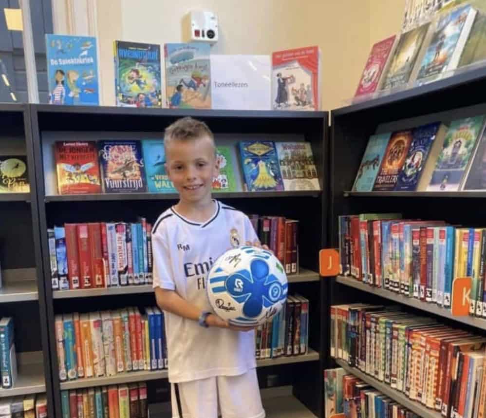 Maas Stam wint prijs bij thuiseditie van Scoor een Boek -