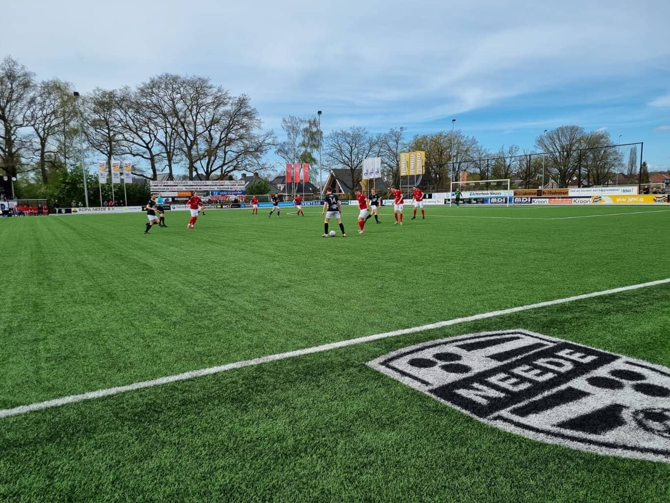 Sportclub Neede lijkt veroordeeld tot nacompetitie na nederlaag tegen Reünie -