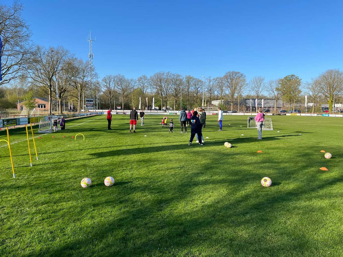 Ouder kind training UNO’21 op 2 mei voor jonge voetballers