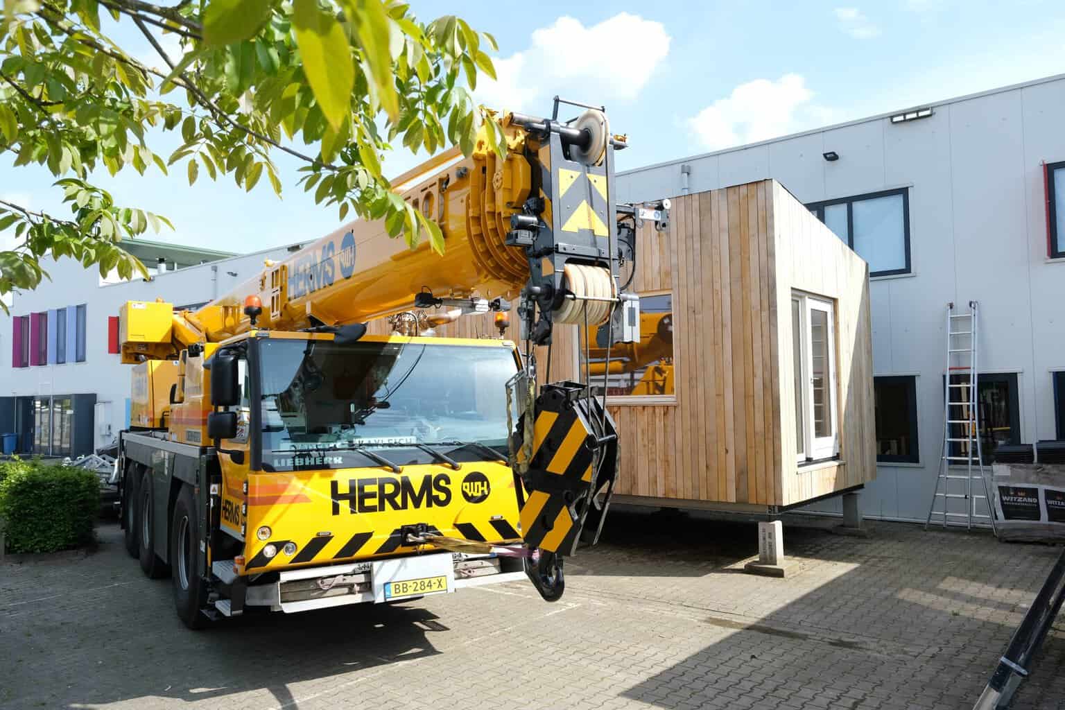 Leerlingen Assink lyceum Neede ronden bouw tiny house af -