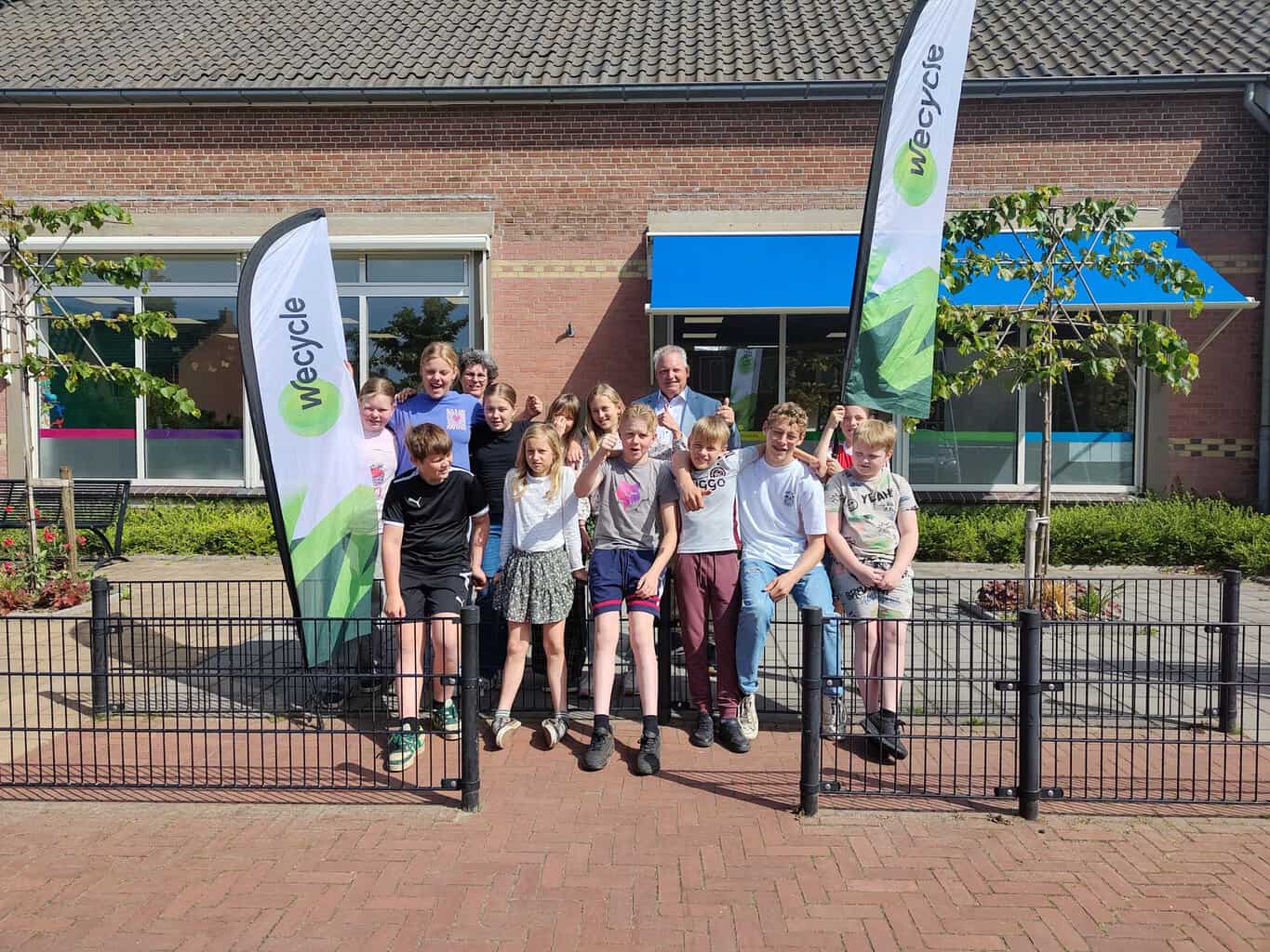 IKC het Sterrenpalet Eibergen en OBS G.A. van der Lugt Gelselaar doen mee aan E-waste Race