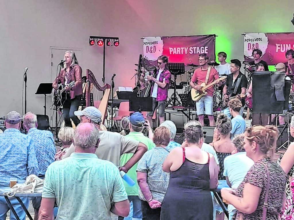 Swinging Eibergen: een middag vol muziek, plezier en talent -