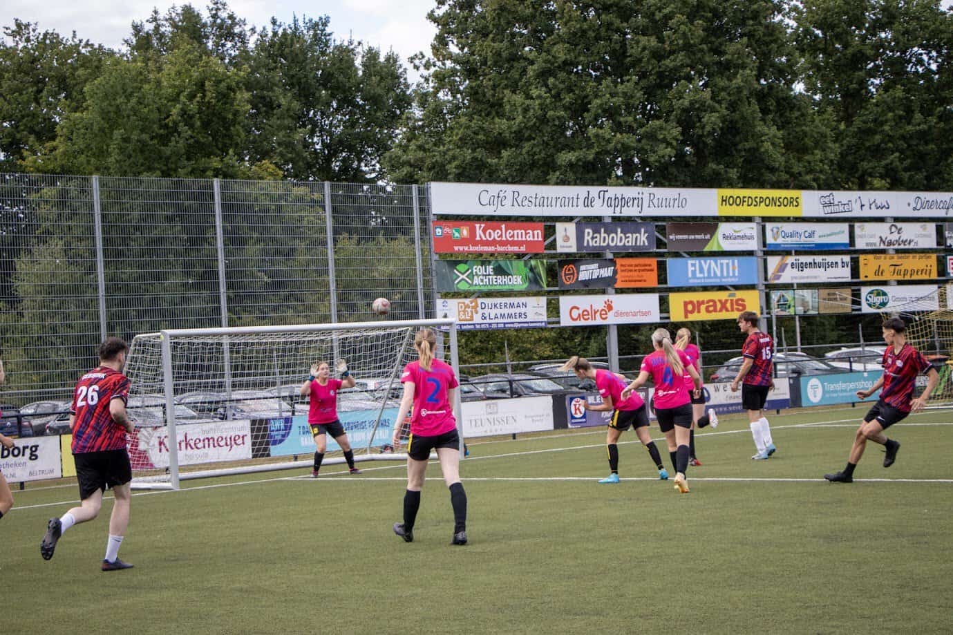 vv Ruurlo zoekt extra damesteams voor gezellige After Summer Cup -
