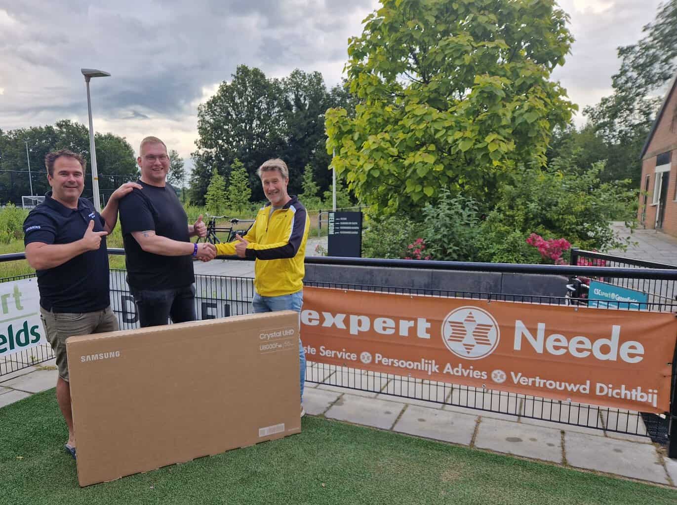 Hoofdprijs loterij KV Olympia’22 uitgereikt -