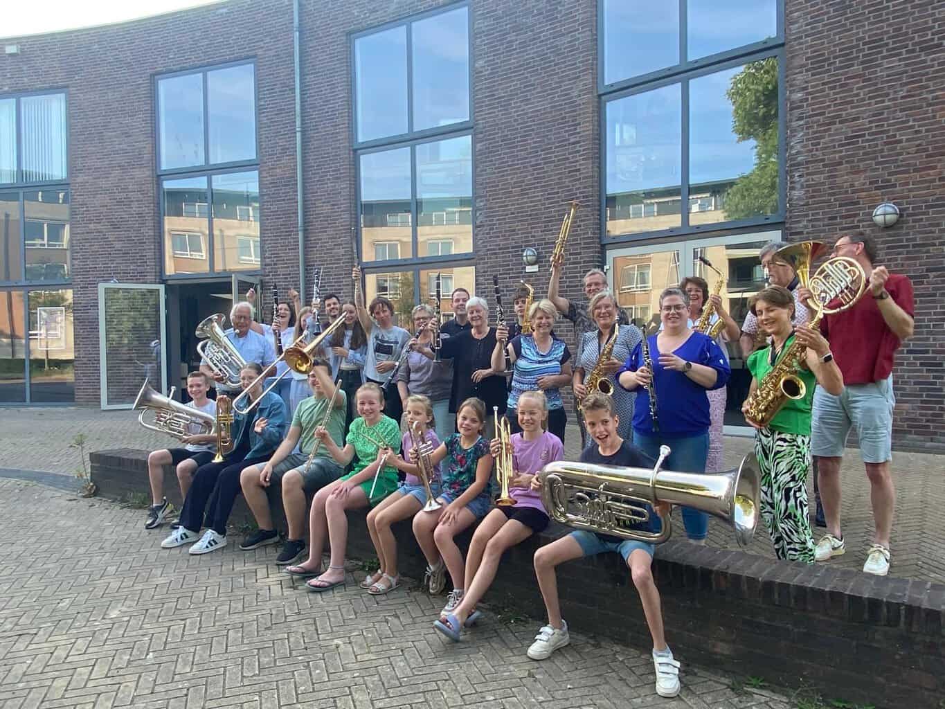 Starters- en Opleidingsorkest geven afgelast festivaloptreden alsnog in Eibergen -
