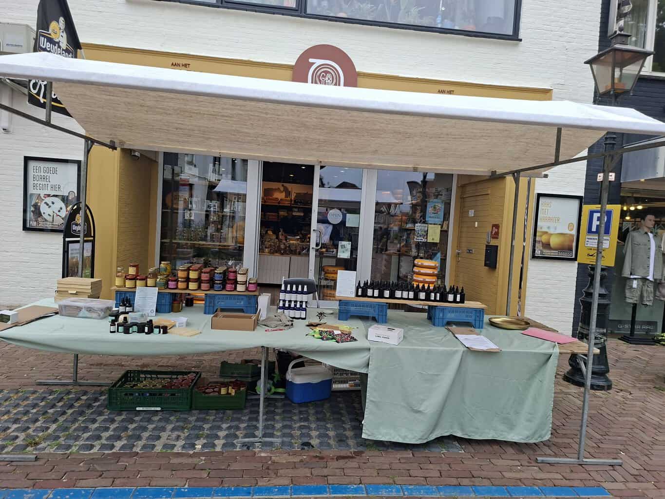 Streekproductenmarkt dit keer in het centrum van Borculo -
