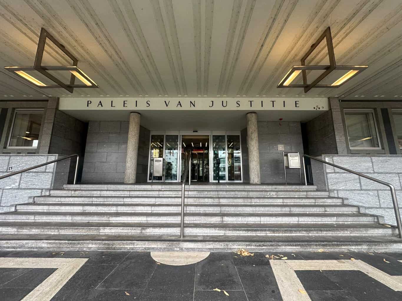 Ex-Borculoër (55) voor rechter wegens ontucht met minderjarige -