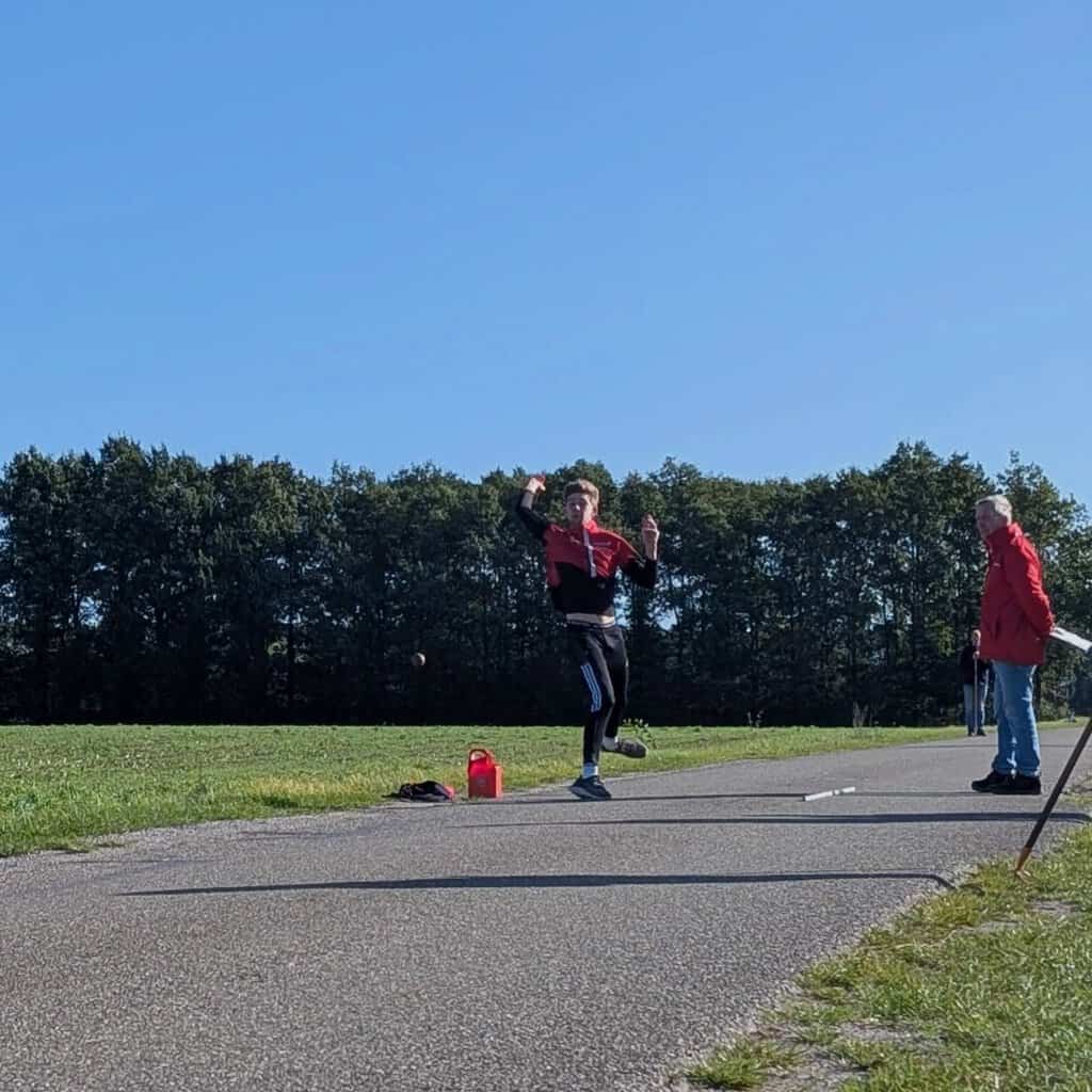 Bart Kuenen KV ’t Broek door naar hoofdtoernooi Championstour straat -