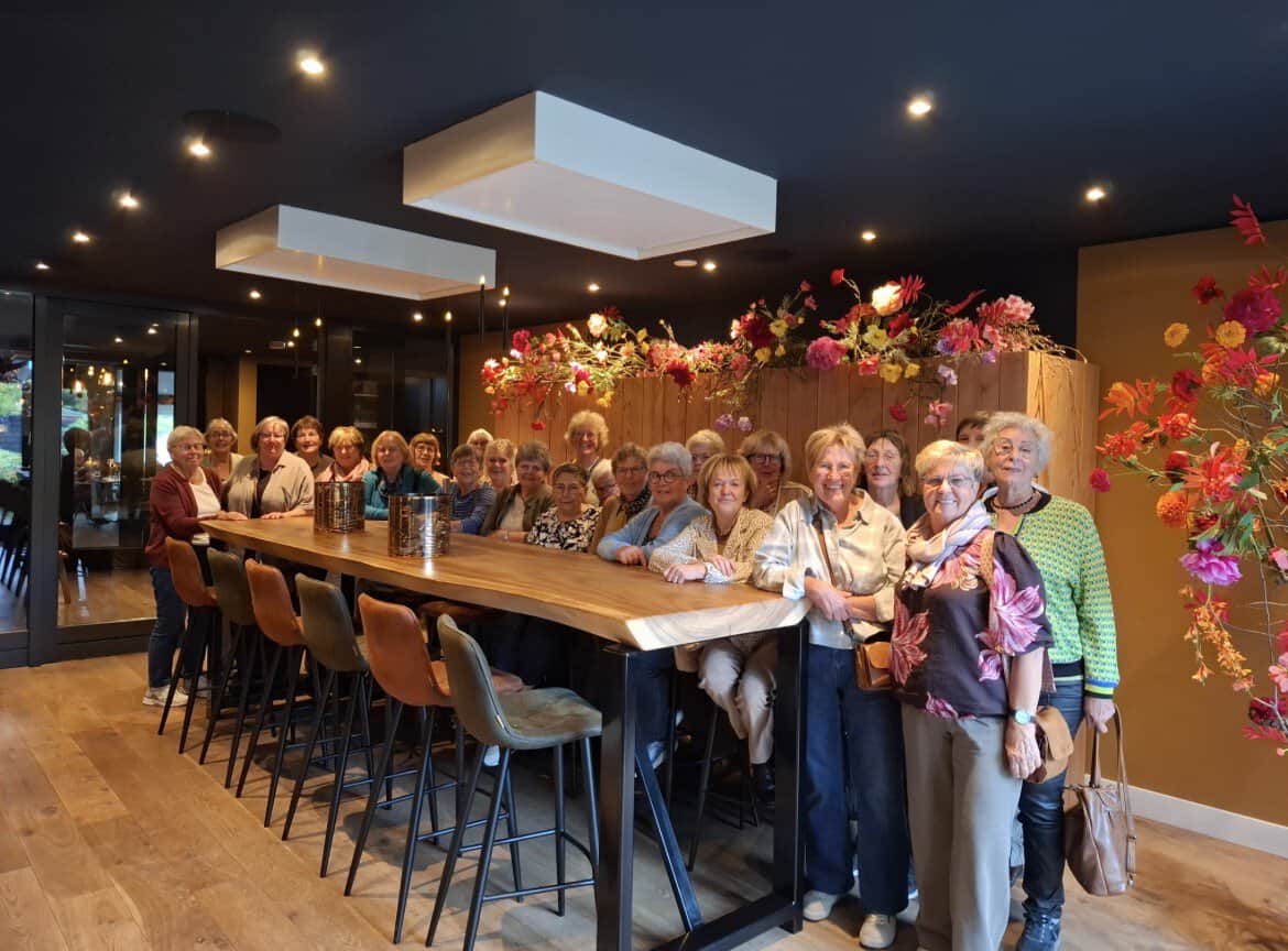 Vrouwen van Nu Neede zet vrijwilligers in het zonnetje met gezellige lunch