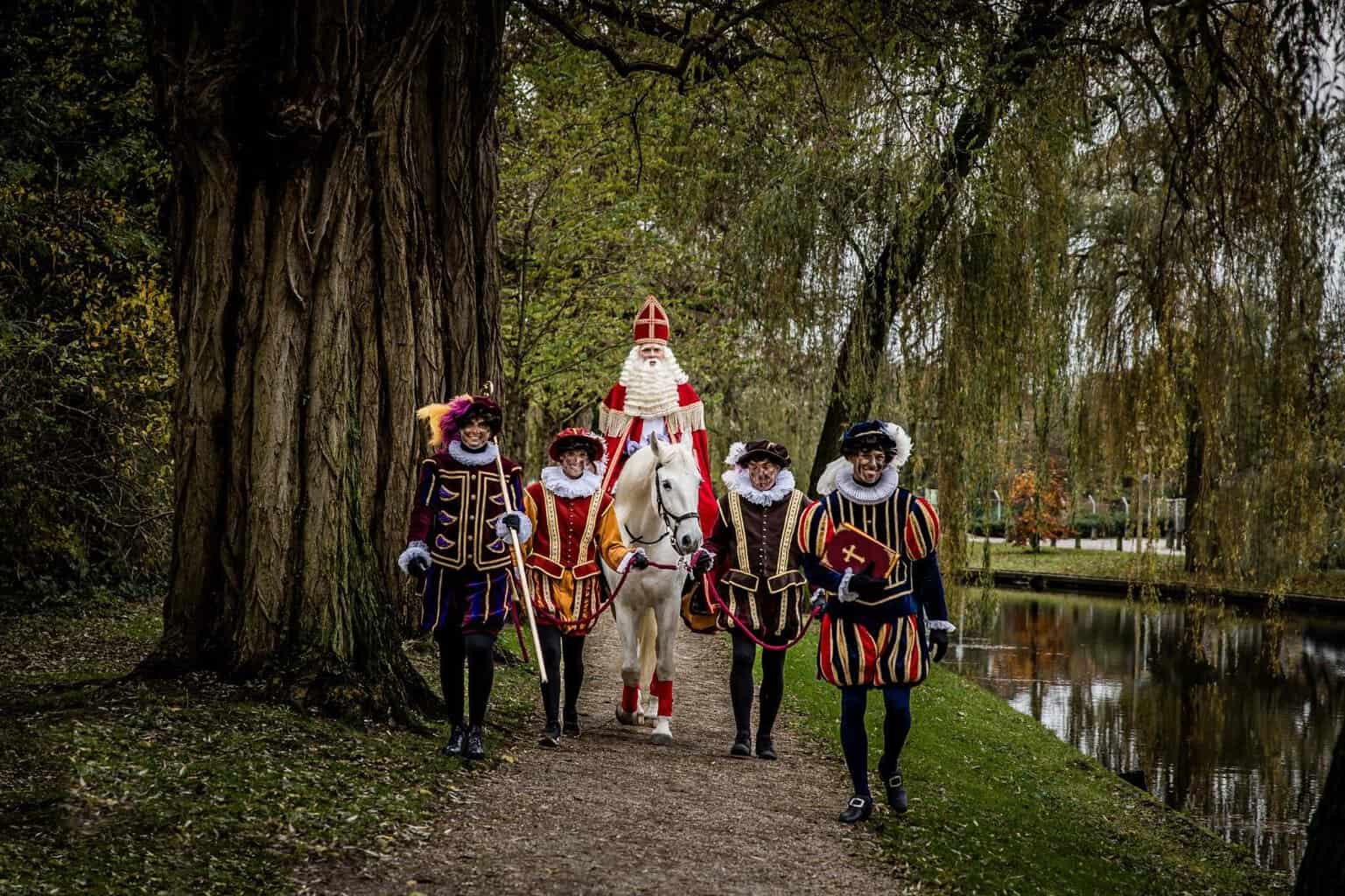 Sinterklaaskrant Borculo Sint Nicolaasstad keert terug: ondernemers kunnen weer adverteren
